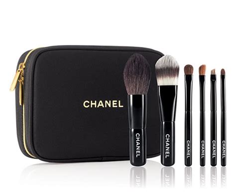 chanel no 13 brush|Chanel brushes.